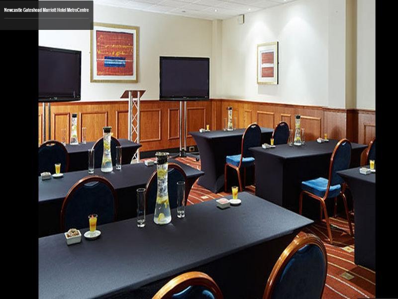 Delta Hotels By Marriott Newcastle Gateshead Swalwell Bagian luar foto