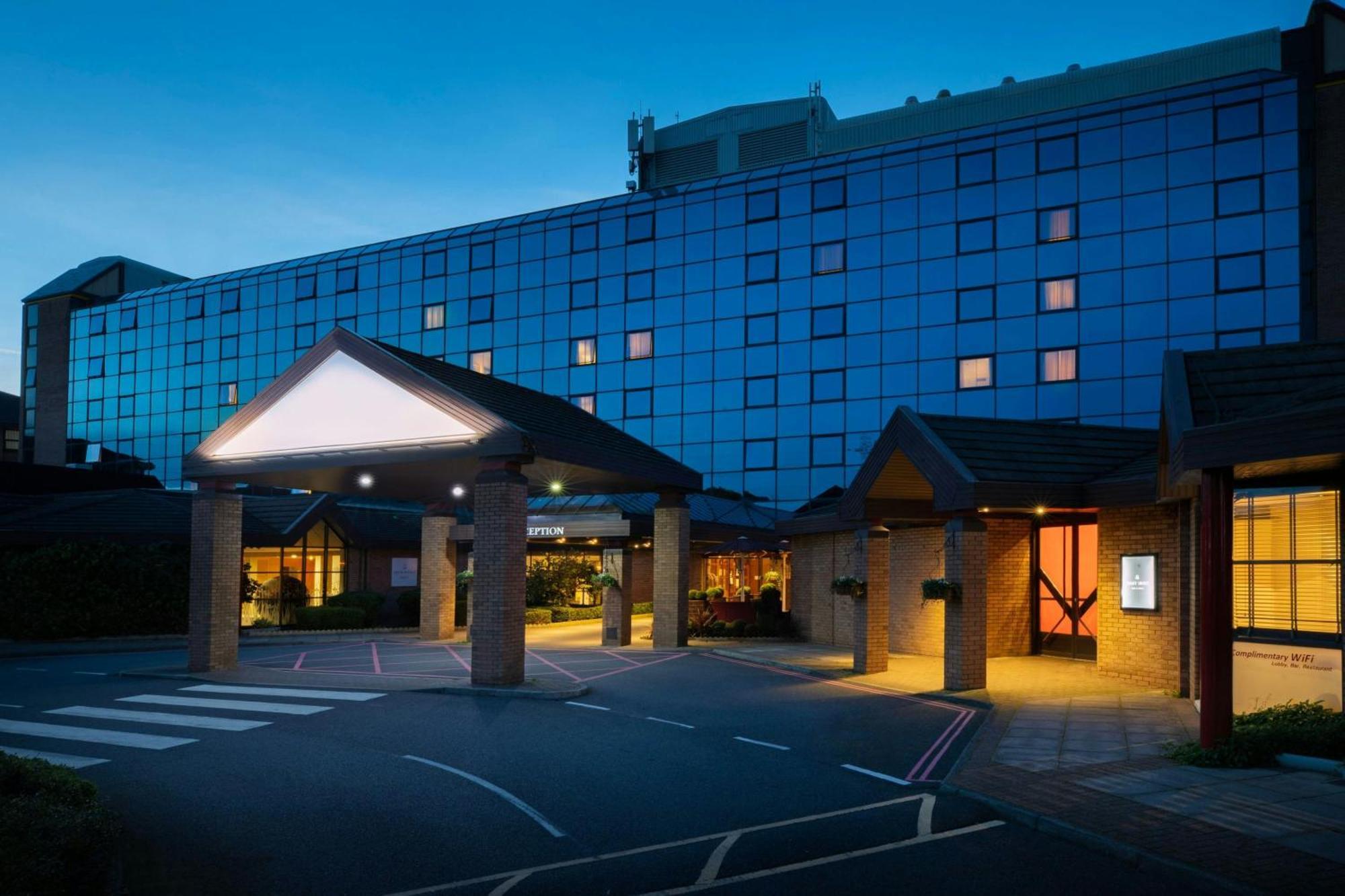 Delta Hotels By Marriott Newcastle Gateshead Swalwell Bagian luar foto