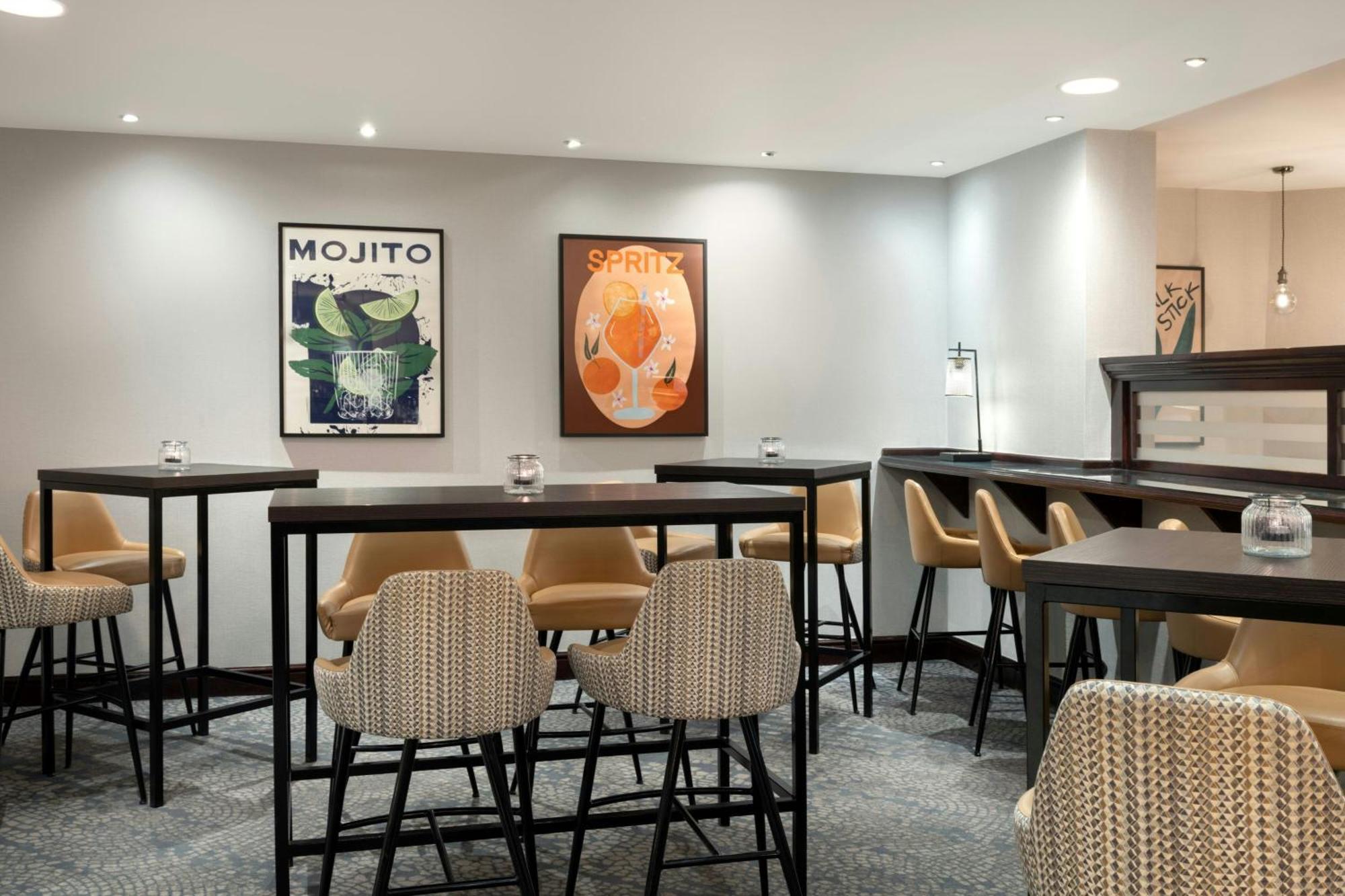 Delta Hotels By Marriott Newcastle Gateshead Swalwell Bagian luar foto