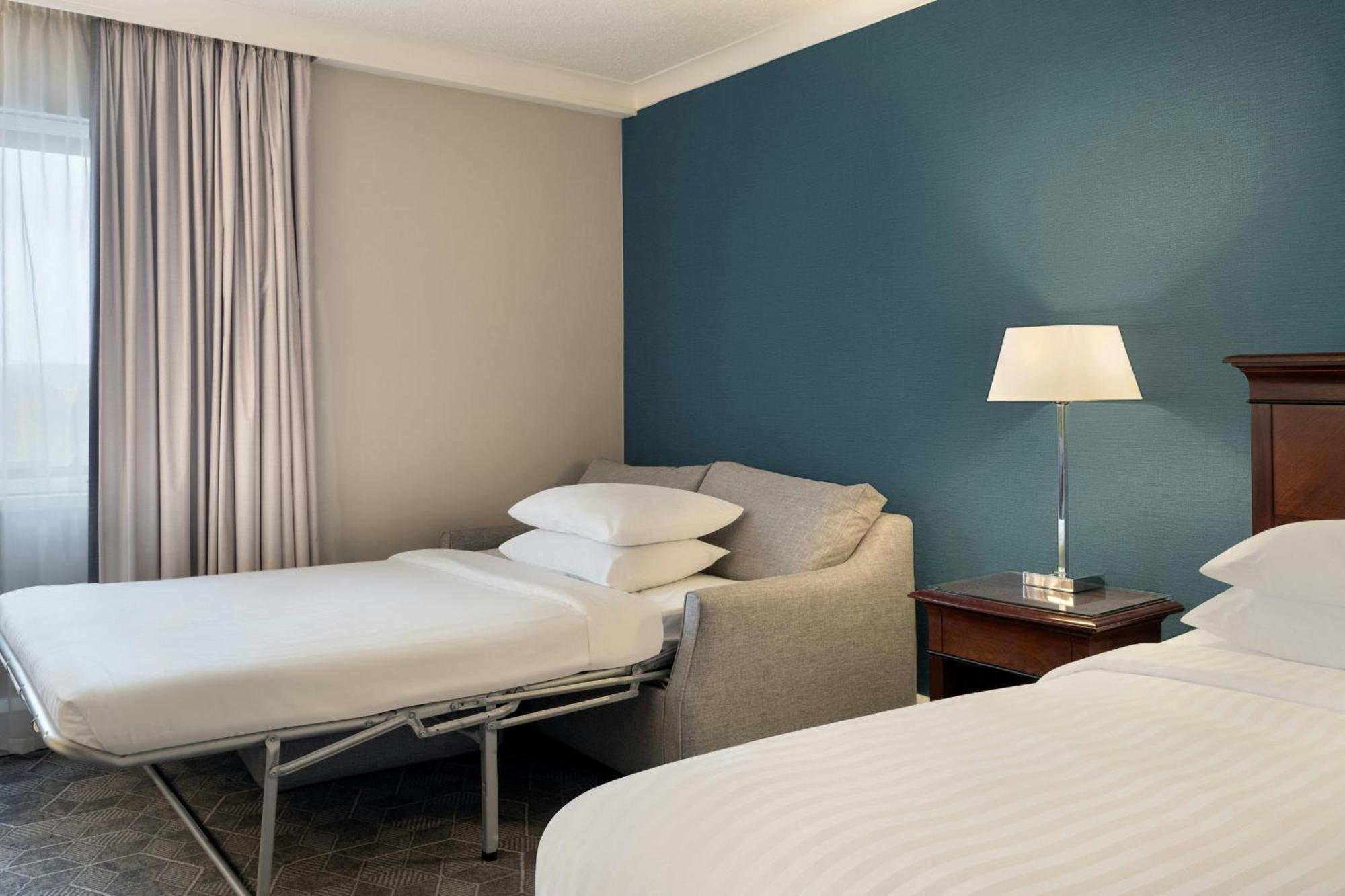 Delta Hotels By Marriott Newcastle Gateshead Swalwell Bagian luar foto