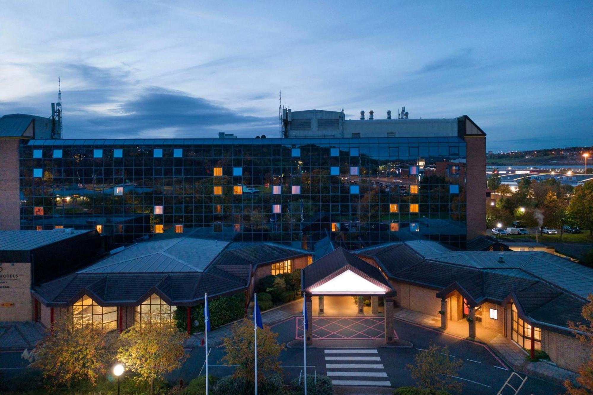 Delta Hotels By Marriott Newcastle Gateshead Swalwell Bagian luar foto