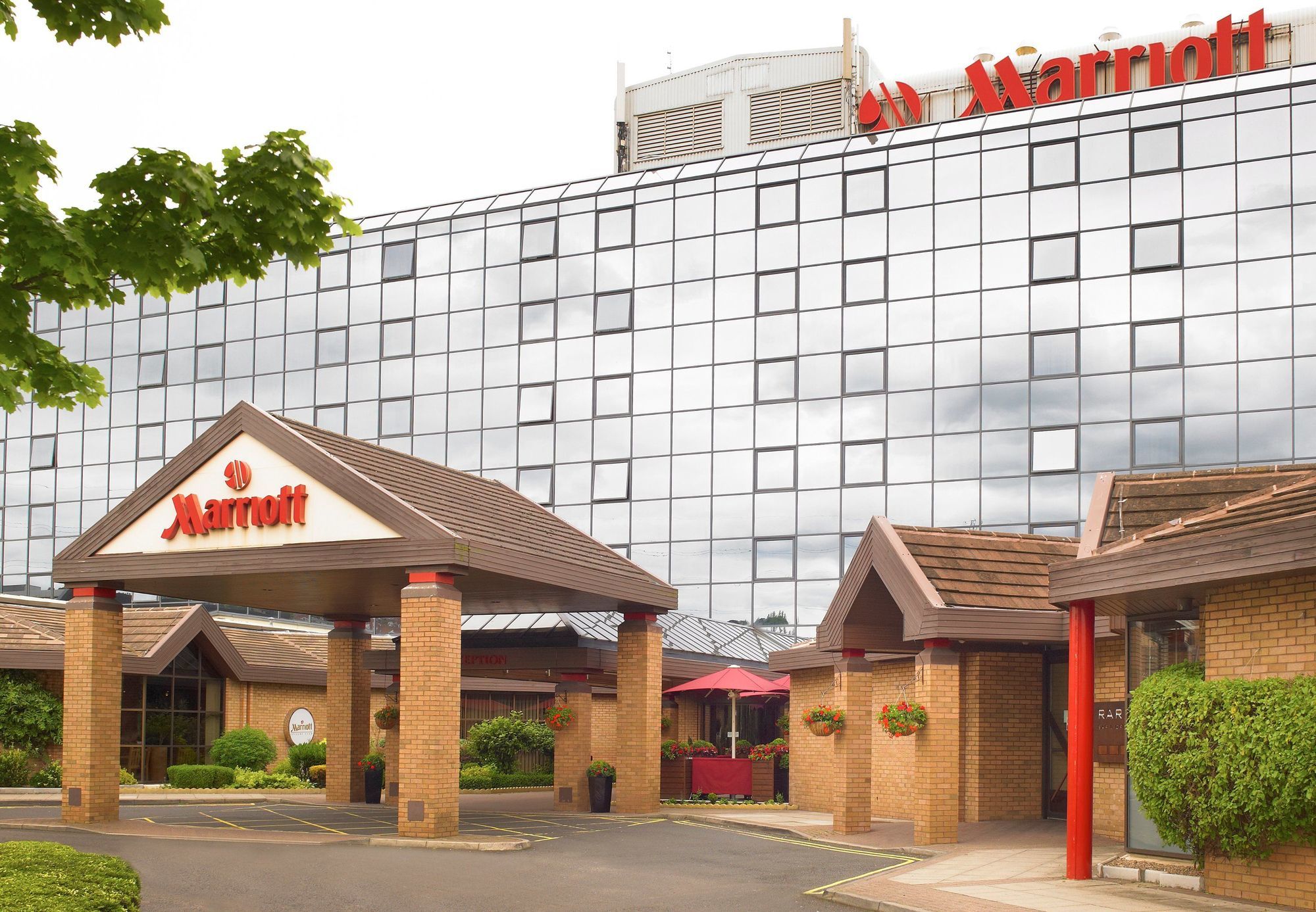 Delta Hotels By Marriott Newcastle Gateshead Swalwell Bagian luar foto