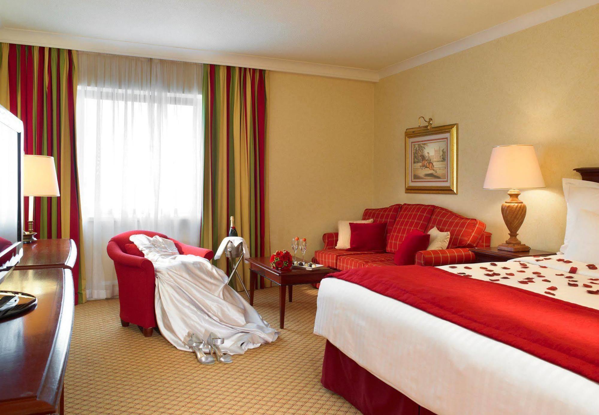 Delta Hotels By Marriott Newcastle Gateshead Swalwell Bagian luar foto